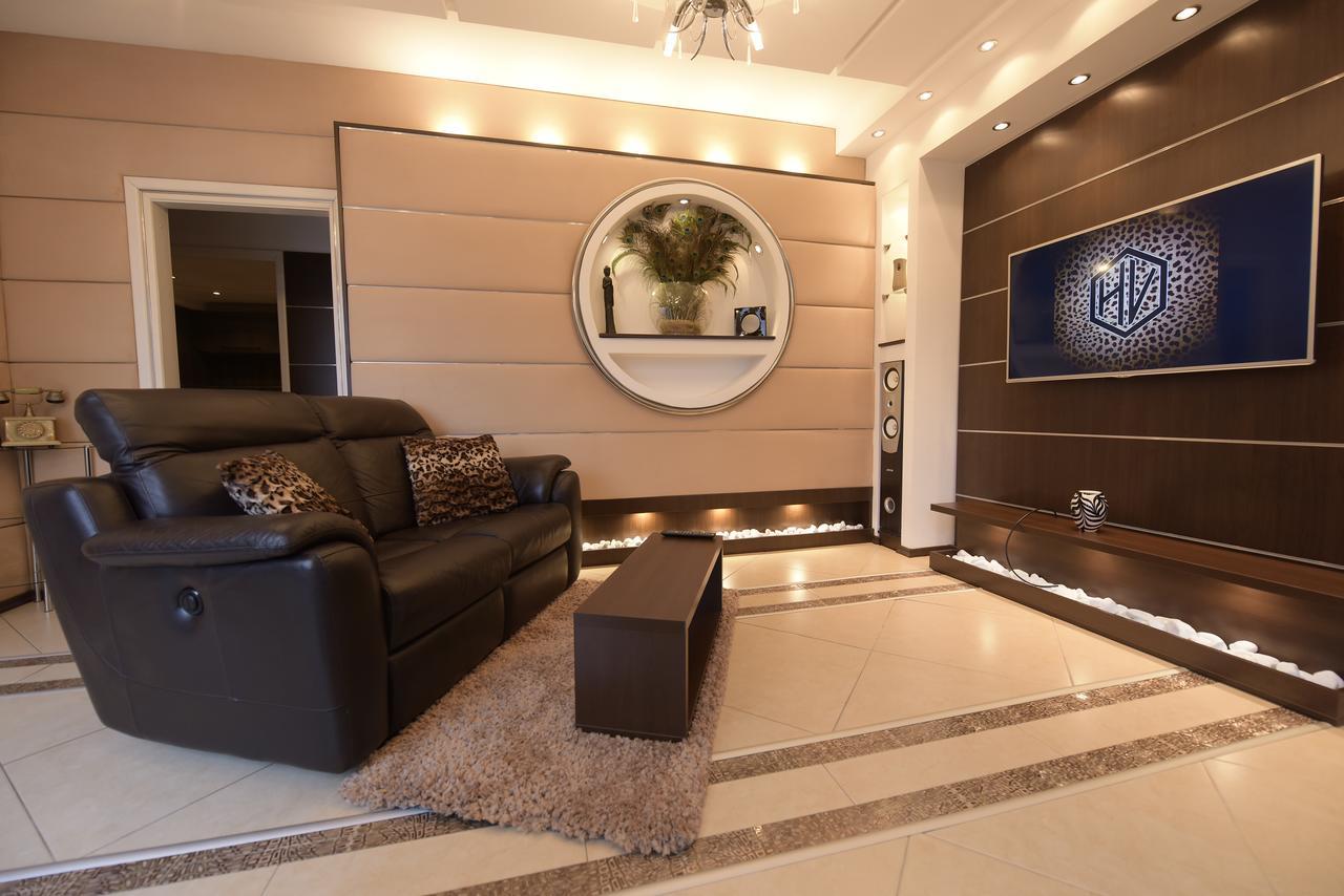 H & V Residence - Bungalow Apartment Arad Exterior foto